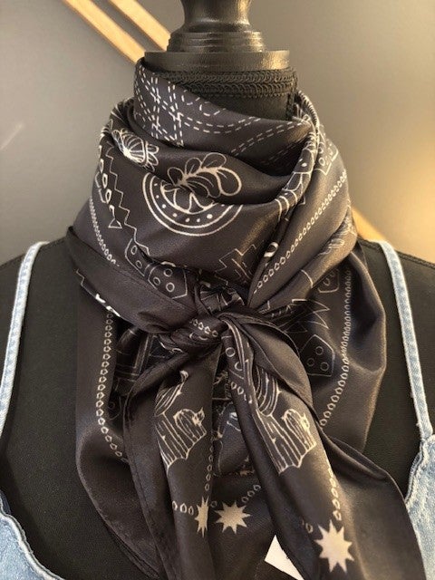 Black Boot Stitch Wild Rag